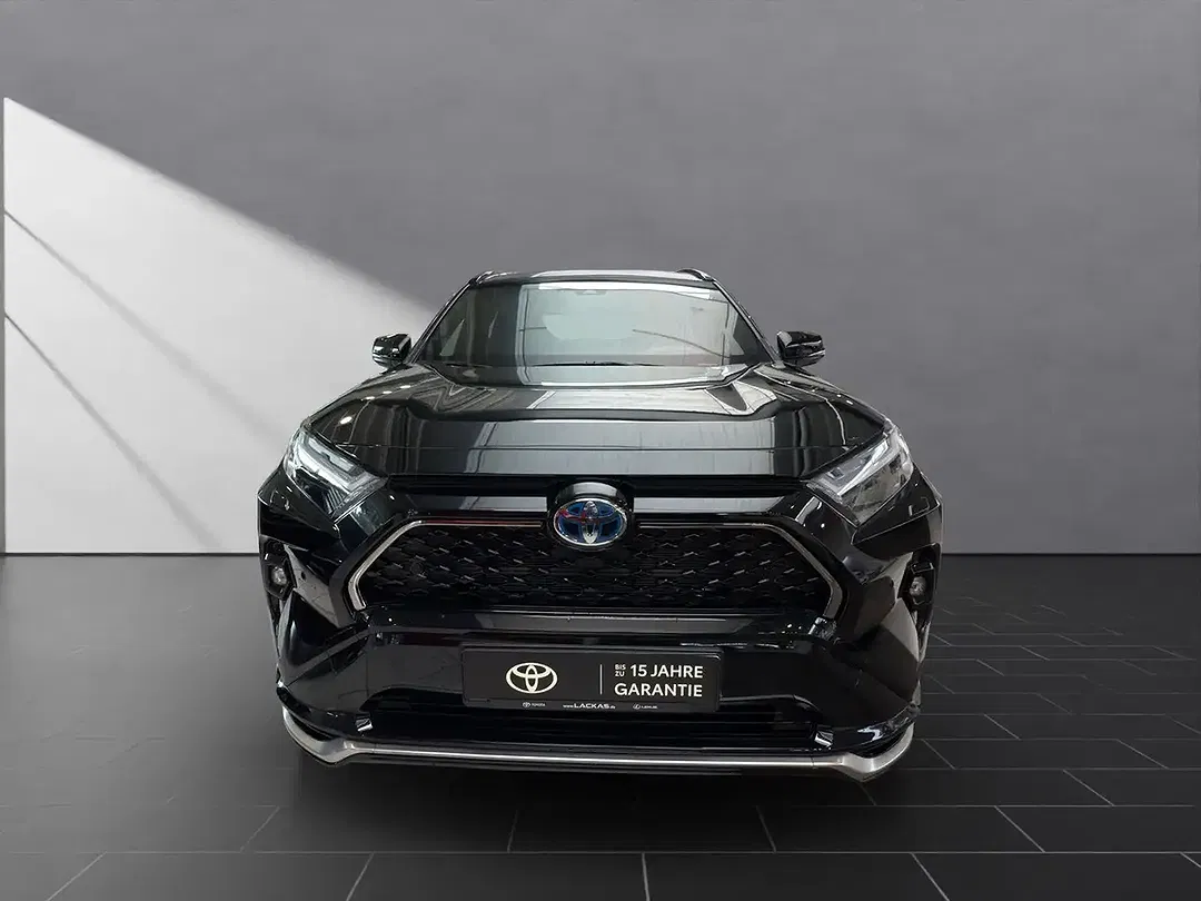 Toyota RAV 4 - Thumbnail 8