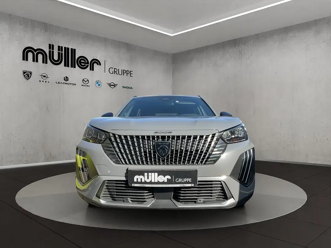 Peugeot 2008 - Thumbnail 3