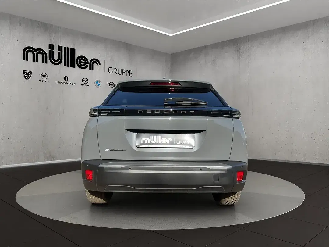 Peugeot 2008 - Thumbnail 6