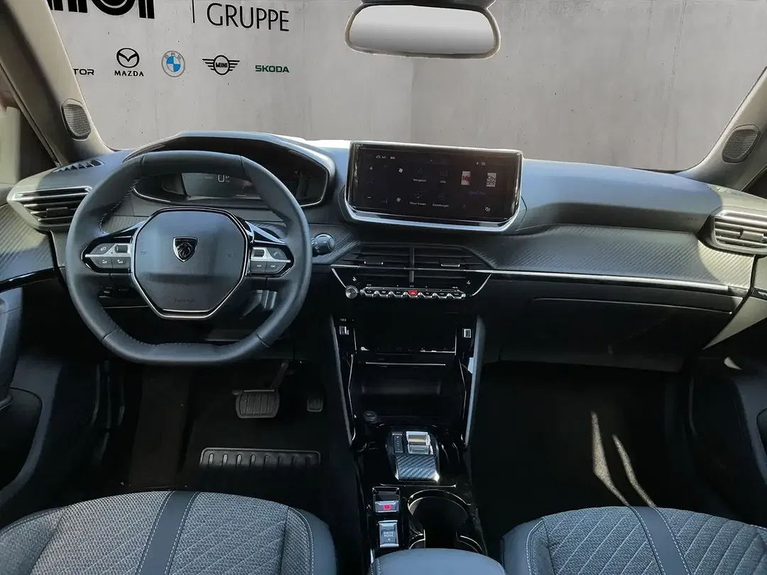 Peugeot 2008 - Thumbnail 8
