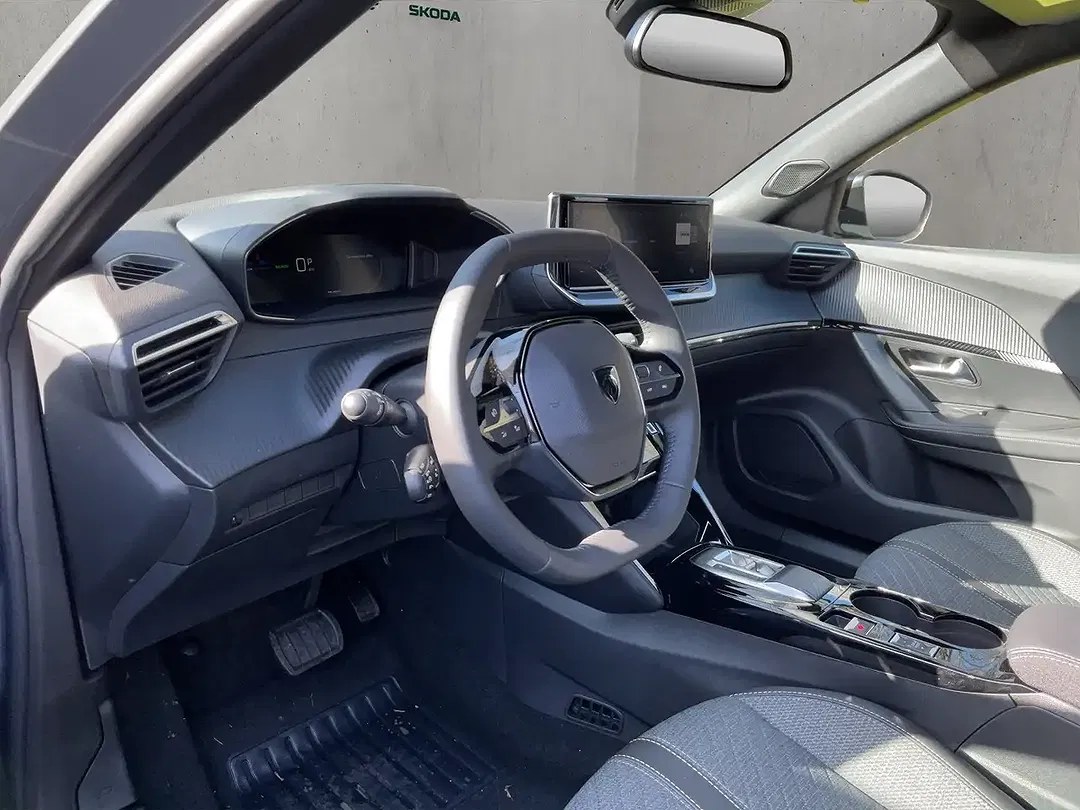 Peugeot 2008 - Thumbnail 9