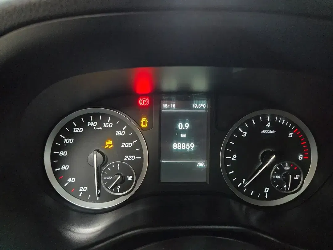 Mercedes-Benz Vito - Thumbnail 15