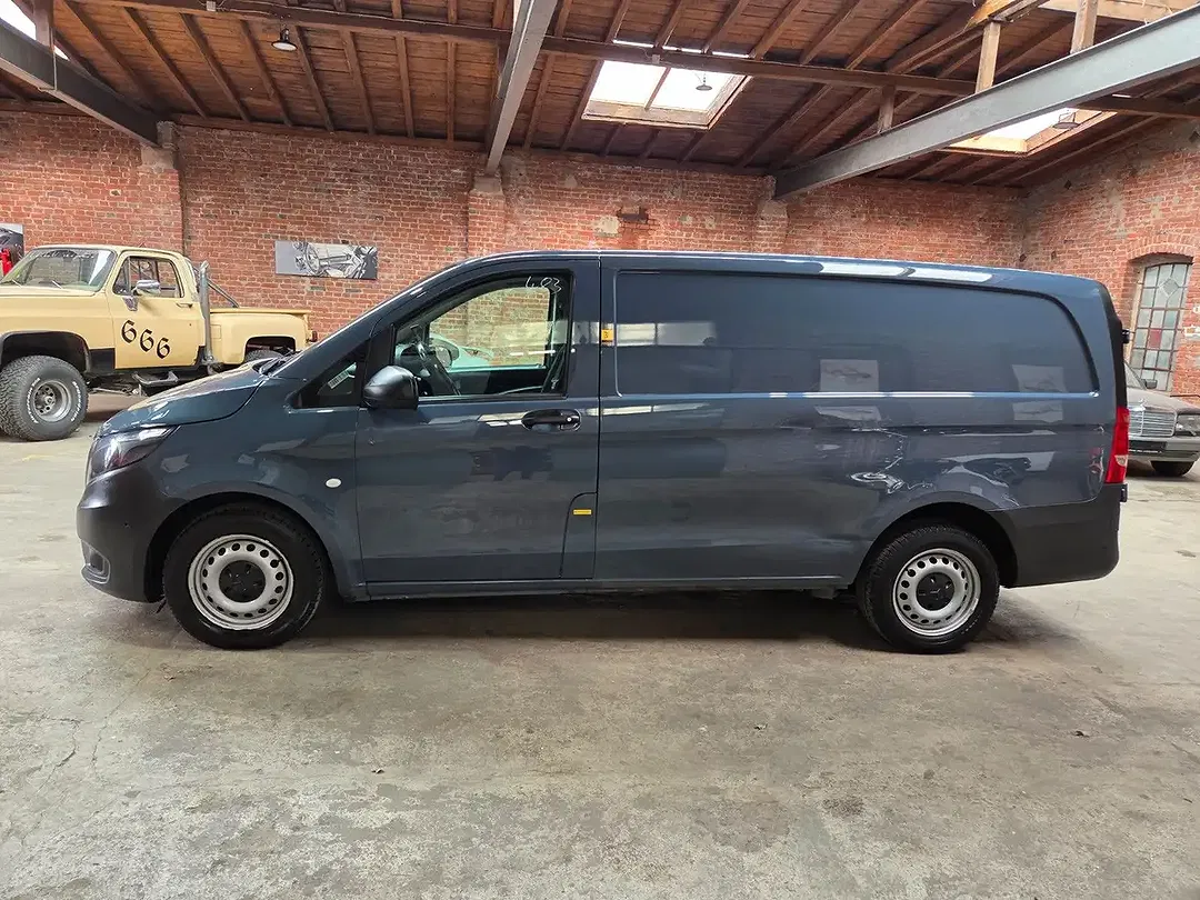 Mercedes-Benz Vito - Thumbnail 8