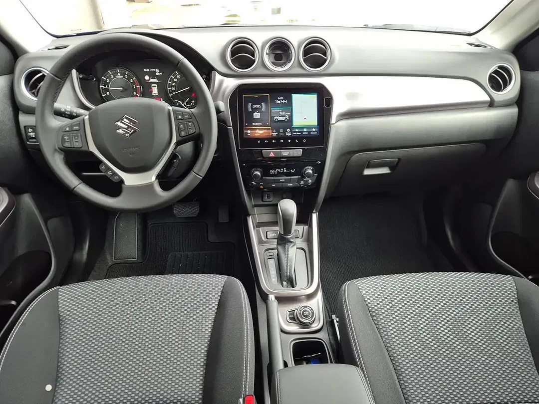 Suzuki Vitara - Thumbnail 11