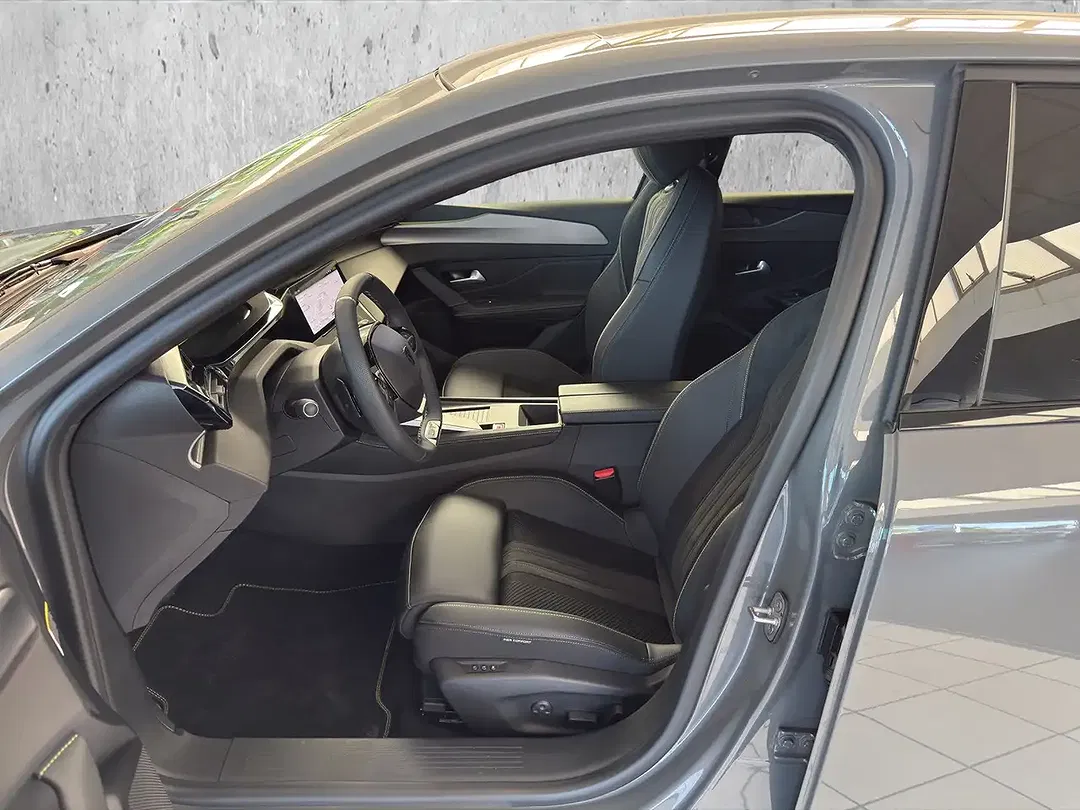 Peugeot 308 - Thumbnail 9