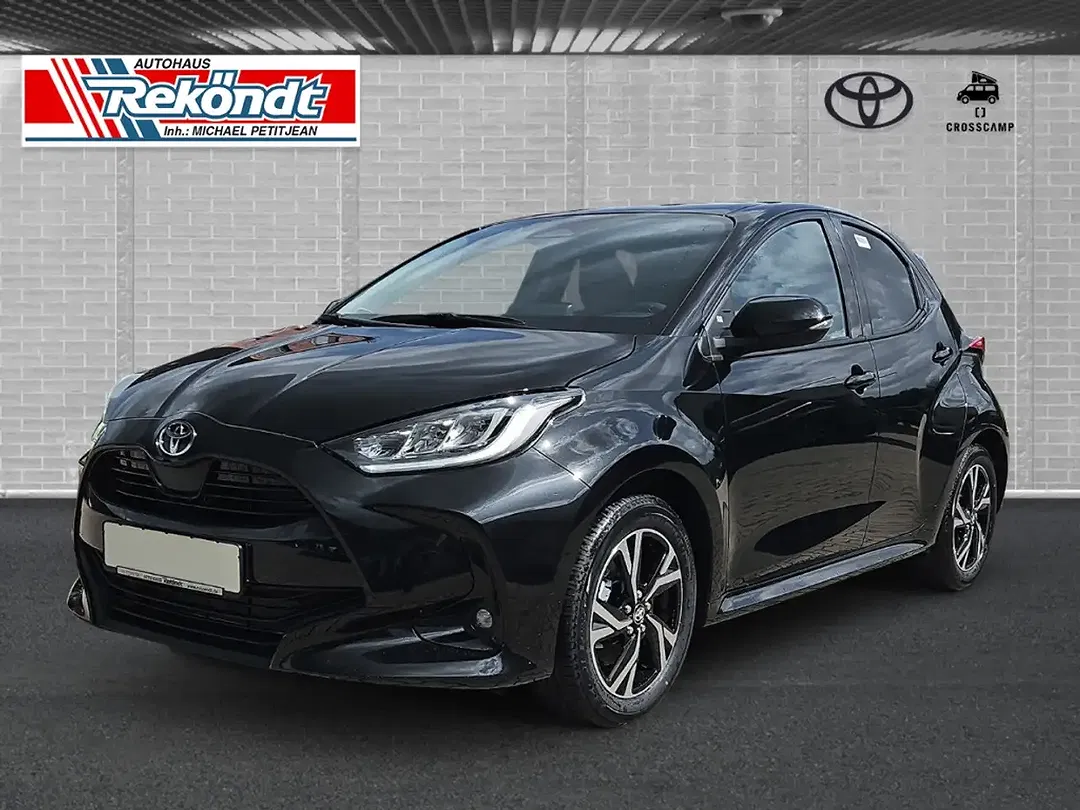 Toyota Yaris - Thumbnail 1