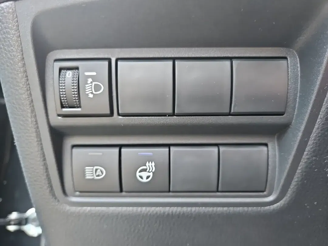 Toyota Yaris - Thumbnail 15