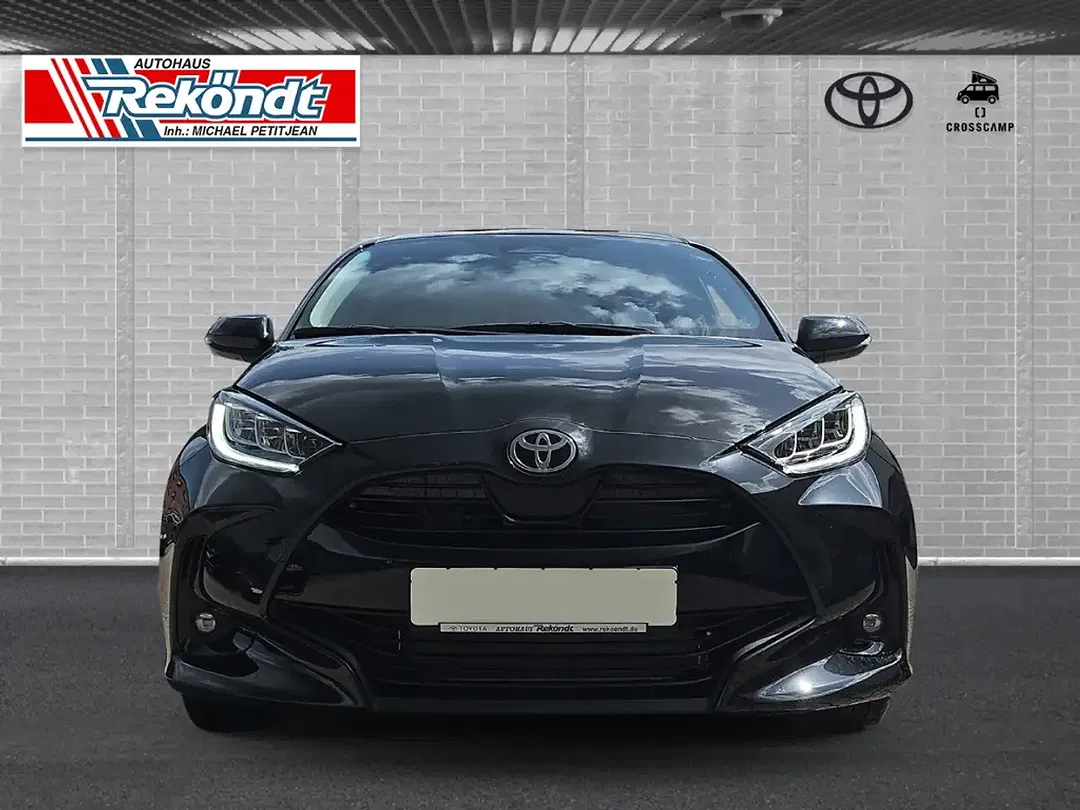 Toyota Yaris - Thumbnail 4