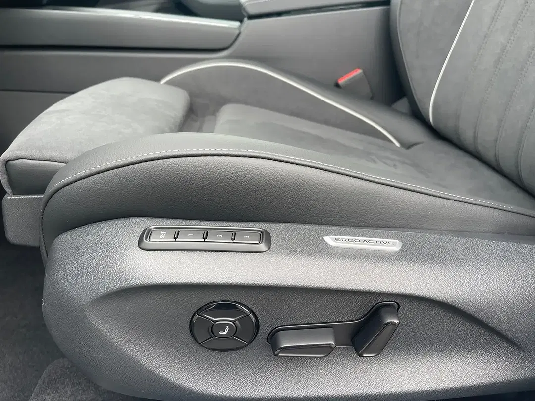 Volkswagen Passat Variant - Thumbnail 13