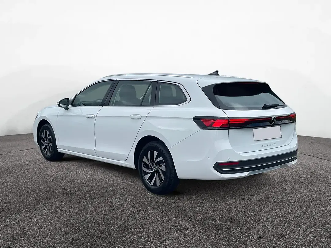 Volkswagen Passat Variant - Thumbnail 4