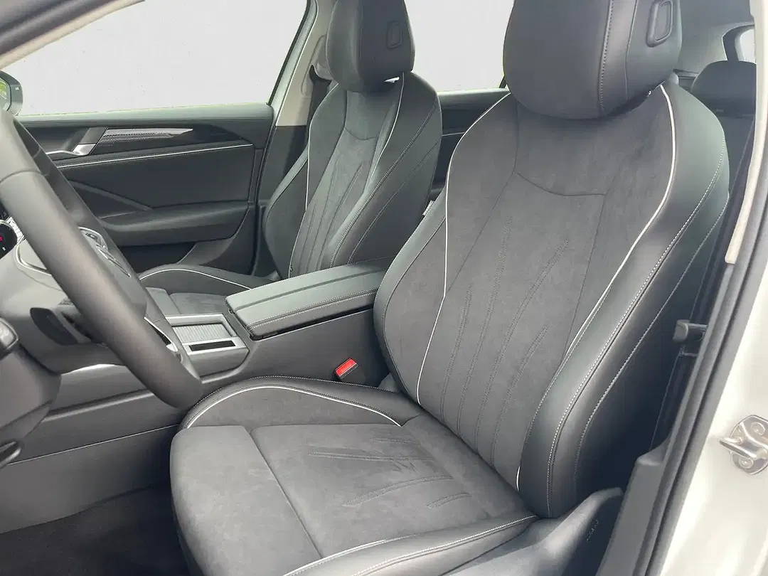 Volkswagen Passat Variant - Thumbnail 8