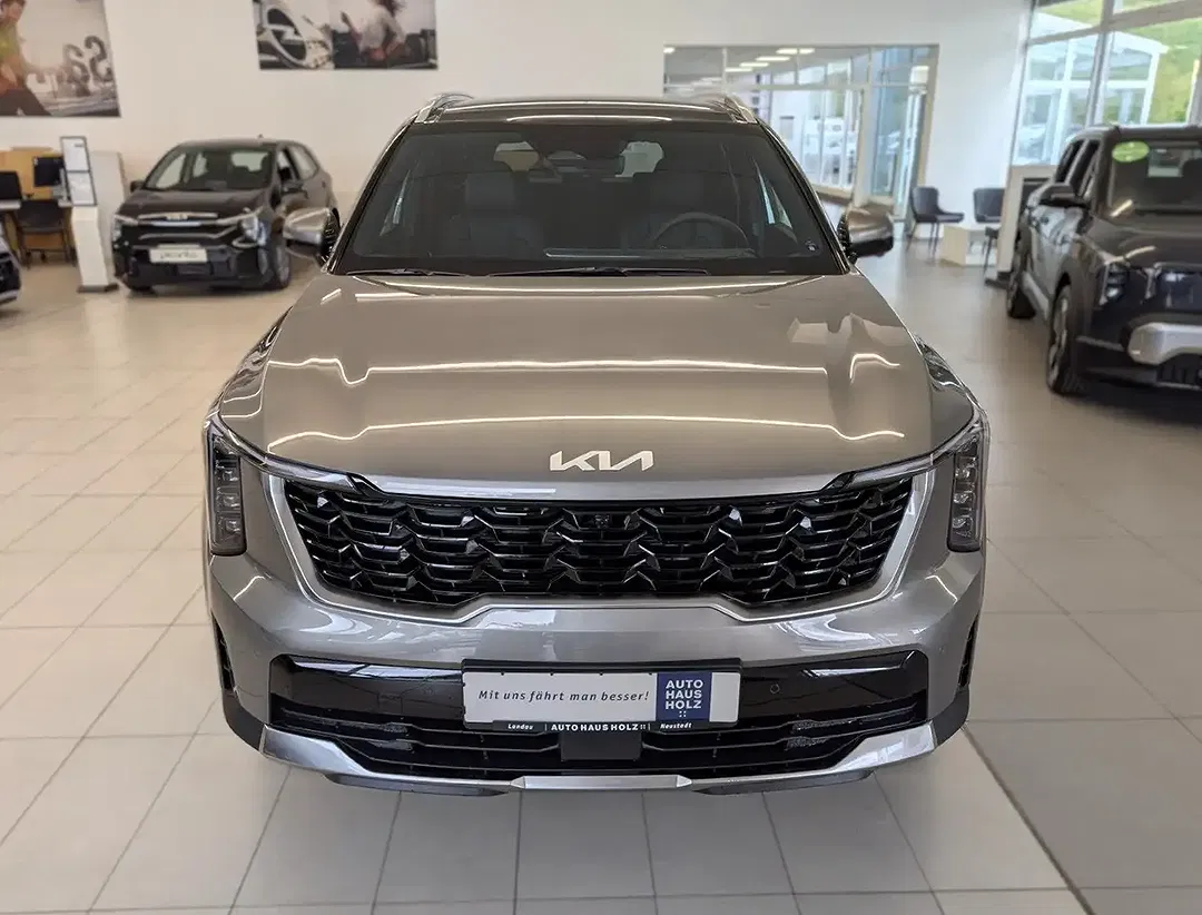 Kia Sorento - Thumbnail 6