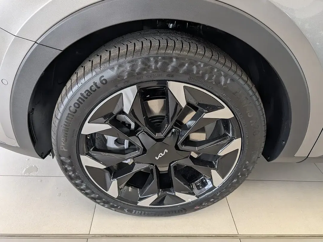 Kia Sorento - Thumbnail 7