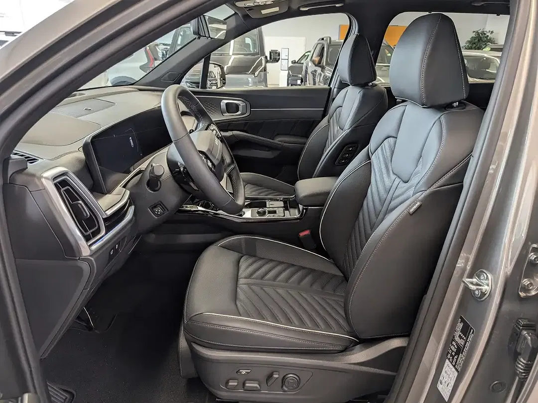 Kia Sorento - Thumbnail 8