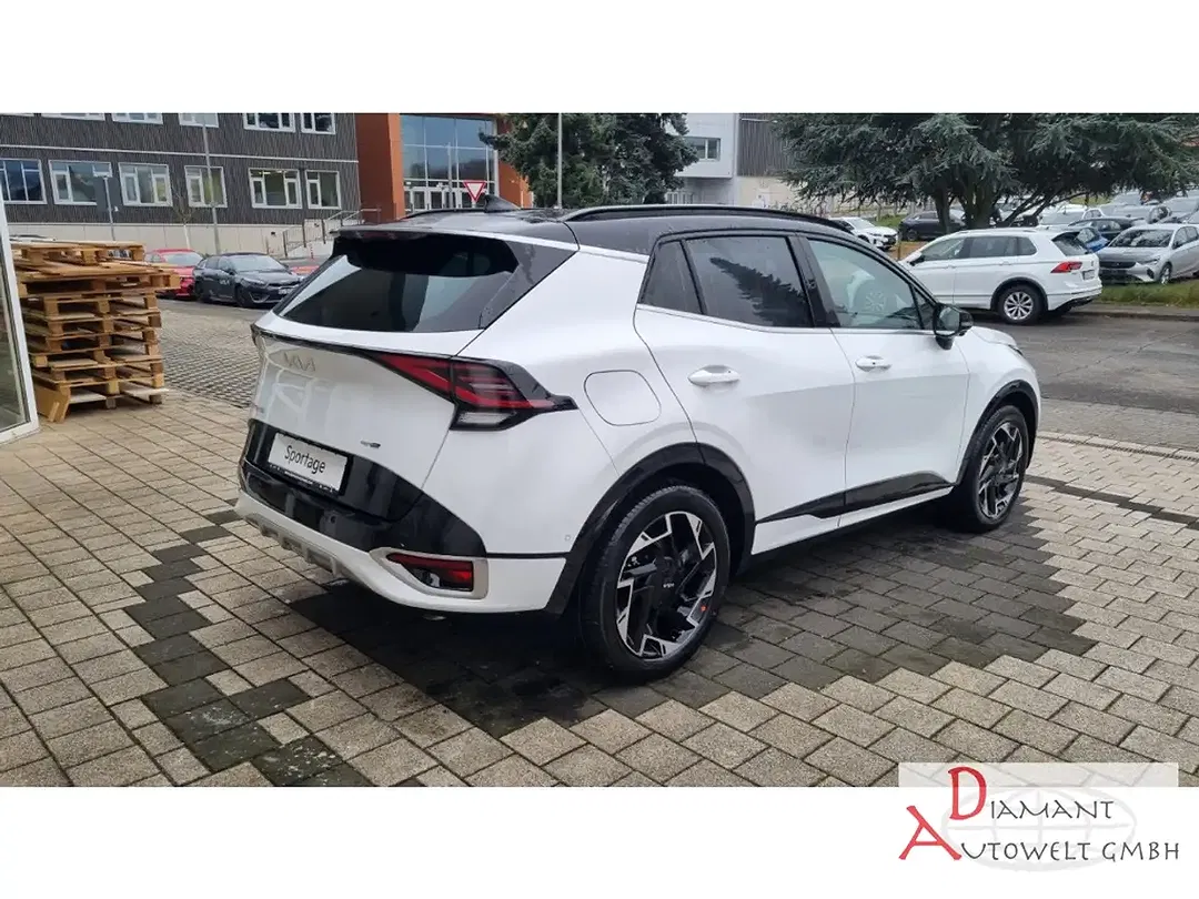 Kia Sportage - Thumbnail 4