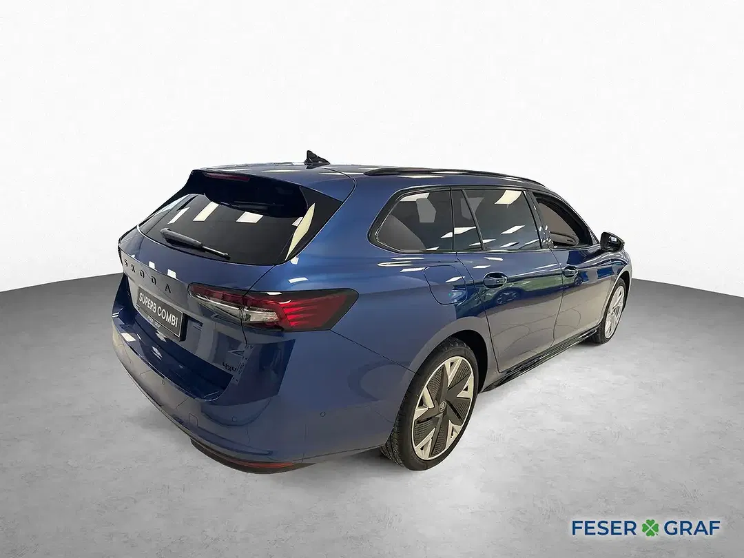 Skoda Superb - Thumbnail 5