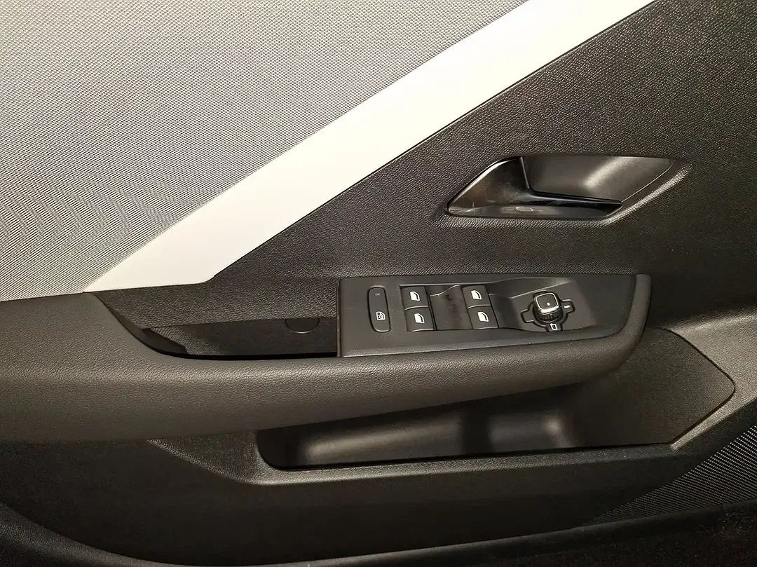 Opel Astra - Thumbnail 11