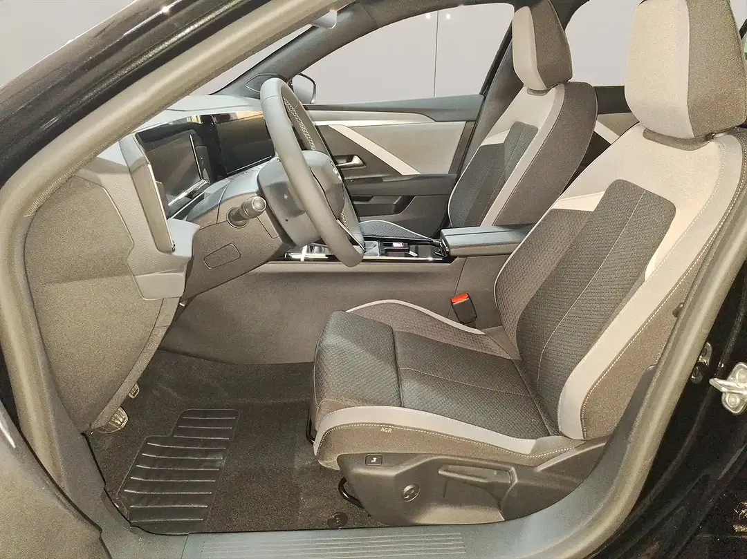 Opel Astra - Thumbnail 8