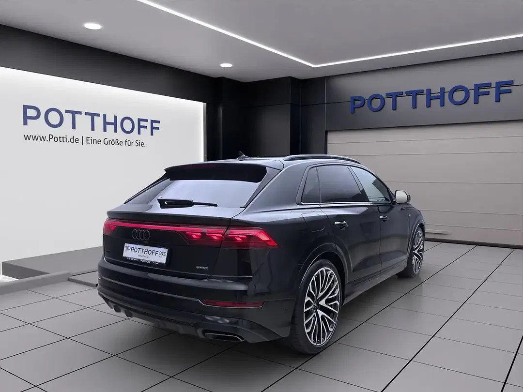 Audi Q8 - Thumbnail 6