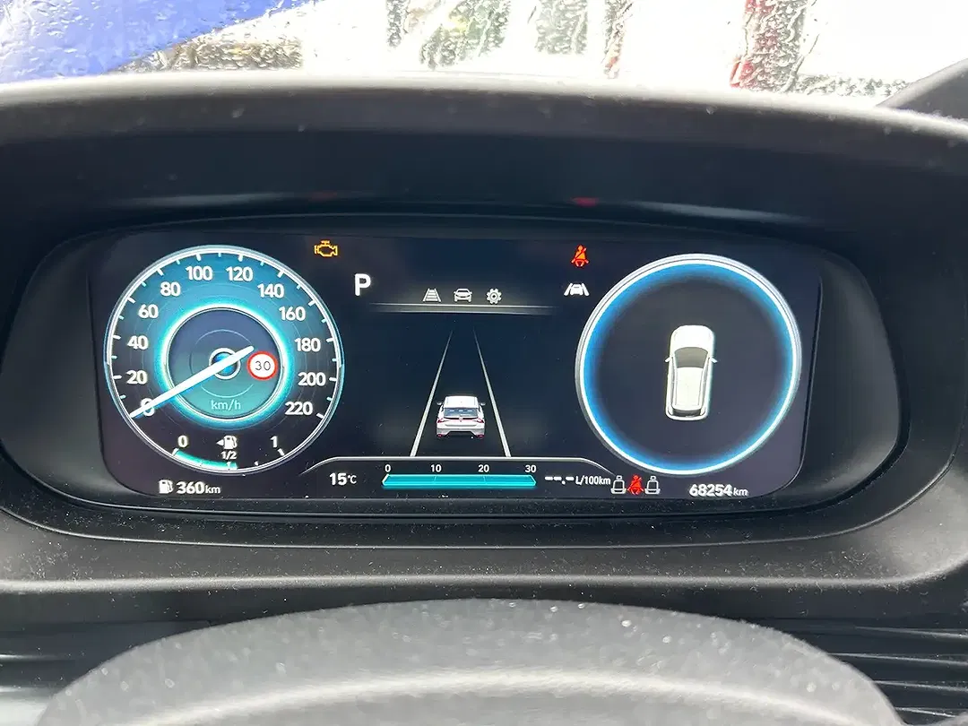 Hyundai i20 - Thumbnail 10