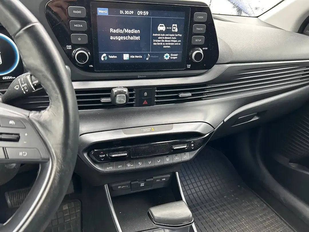 Hyundai i20 - Thumbnail 11