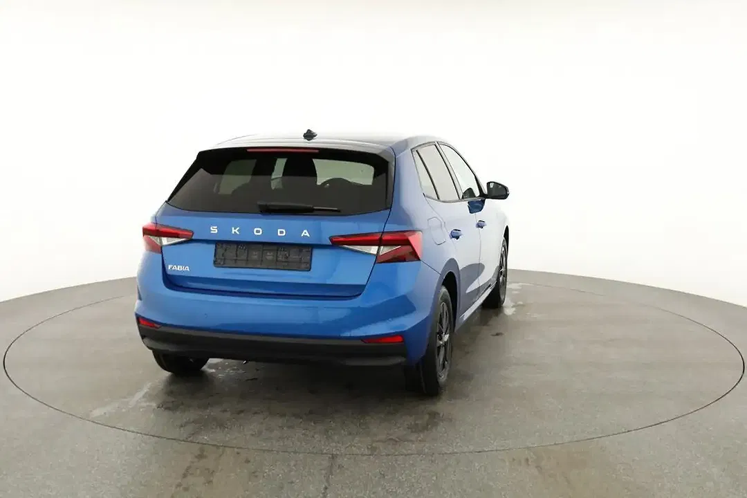 Skoda Fabia - Thumbnail 14
