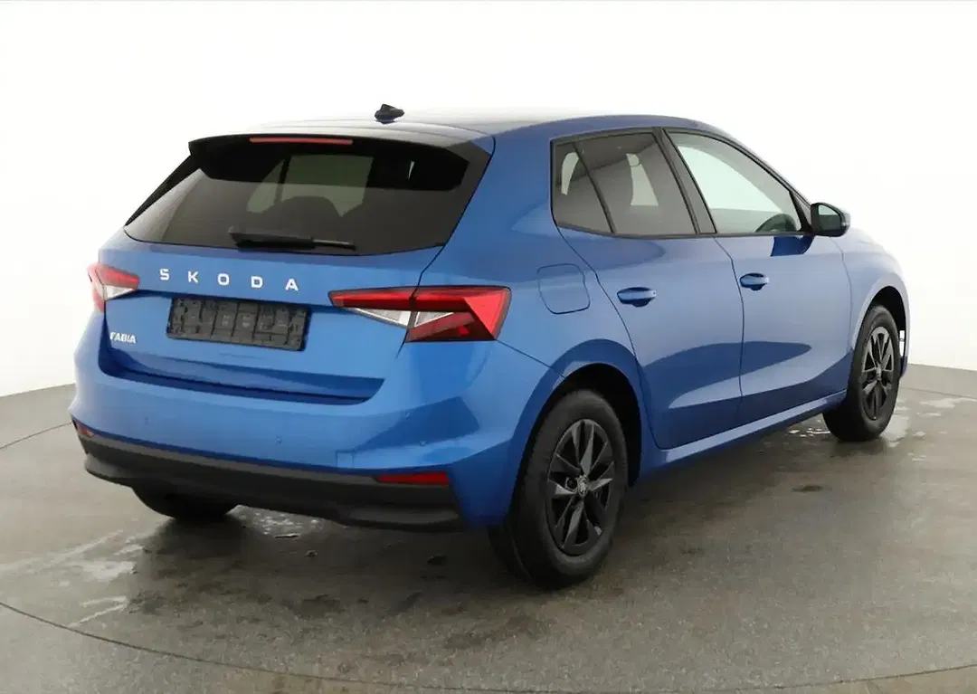 Skoda Fabia - Thumbnail 2