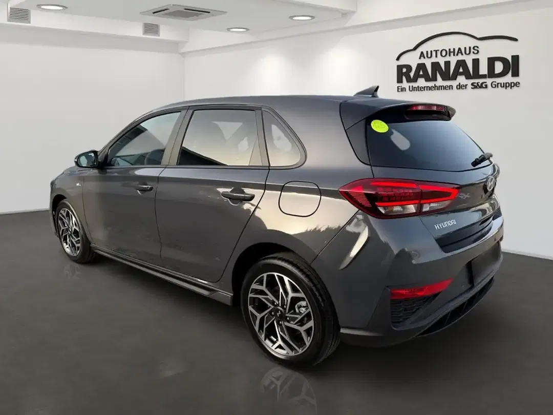 Hyundai i30 - Thumbnail 4