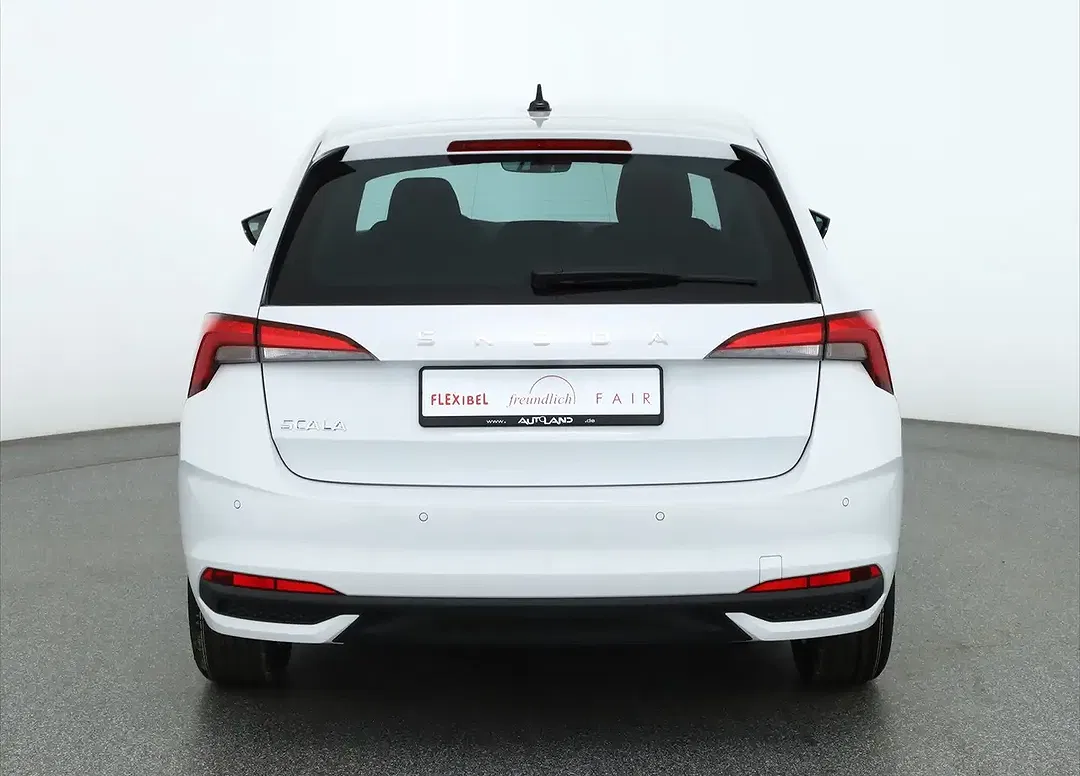 Skoda Scala - Thumbnail 3