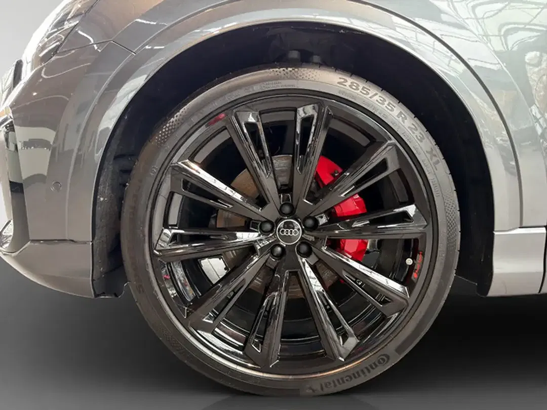 Audi Q8 - Thumbnail 10