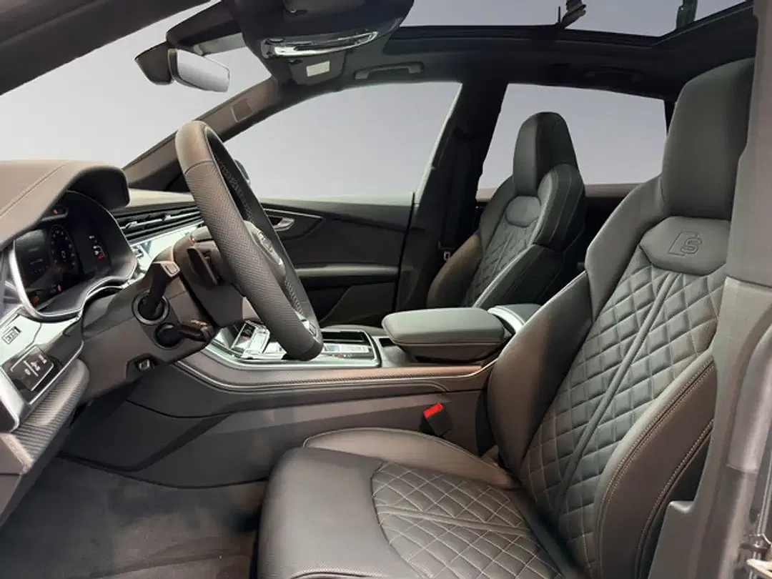 Audi Q8 - Thumbnail 11