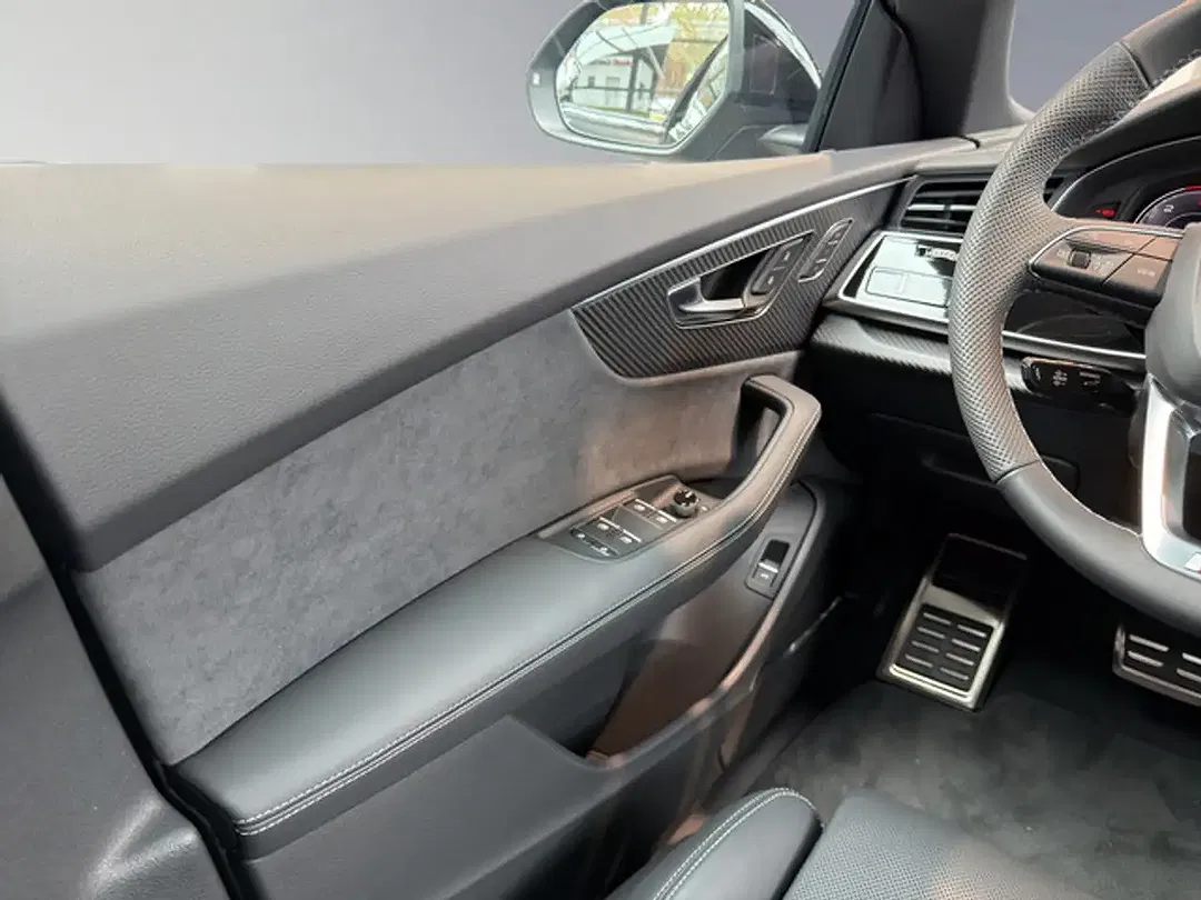 Audi Q8 - Thumbnail 14