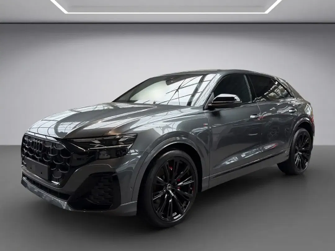 Audi Q8 - Thumbnail 2