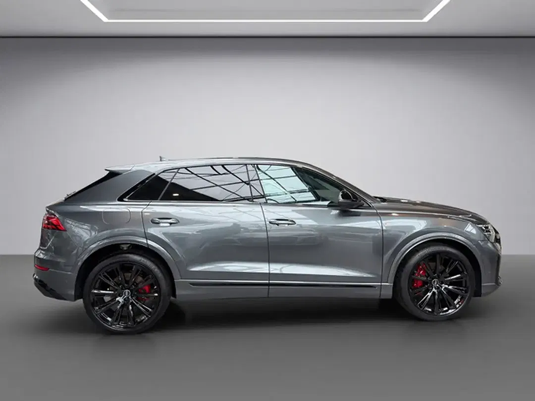 Audi Q8 - Thumbnail 7