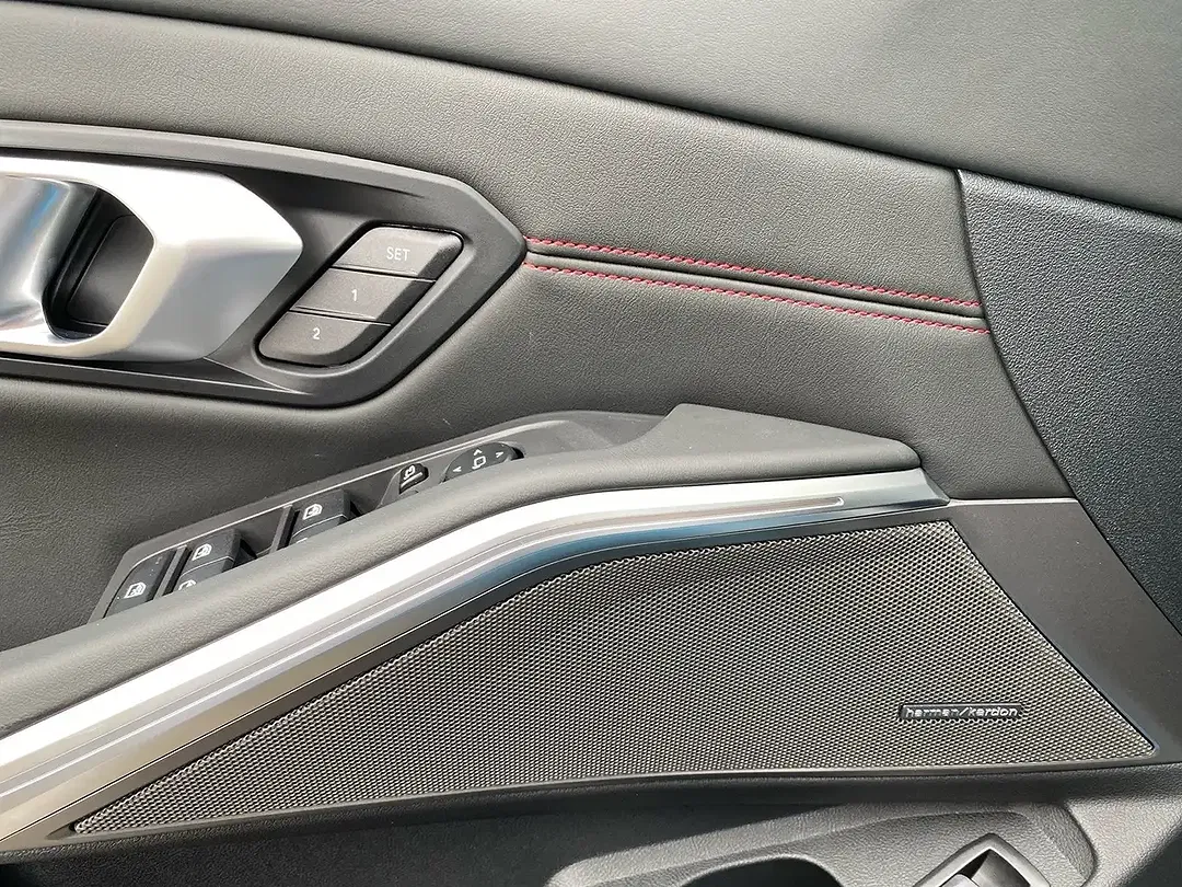 BMW M3 - Thumbnail 13