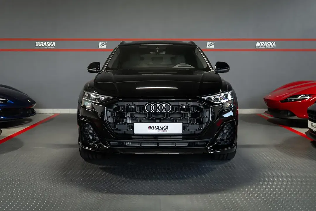 Audi Q8 - Thumbnail 4