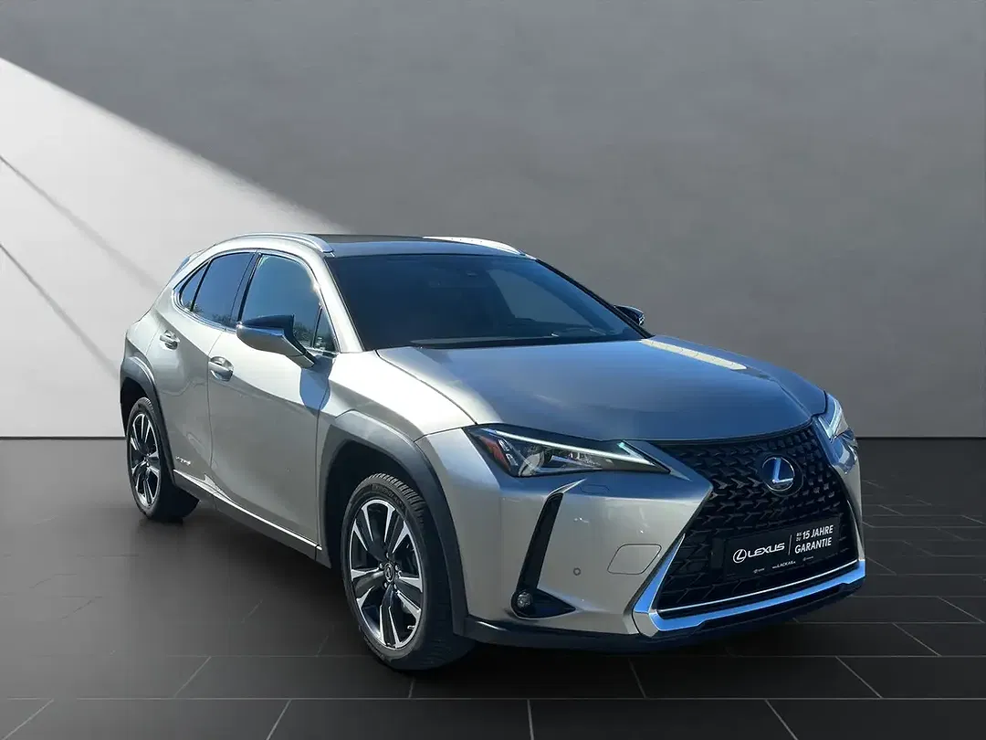 Lexus UX 250h - Thumbnail 7