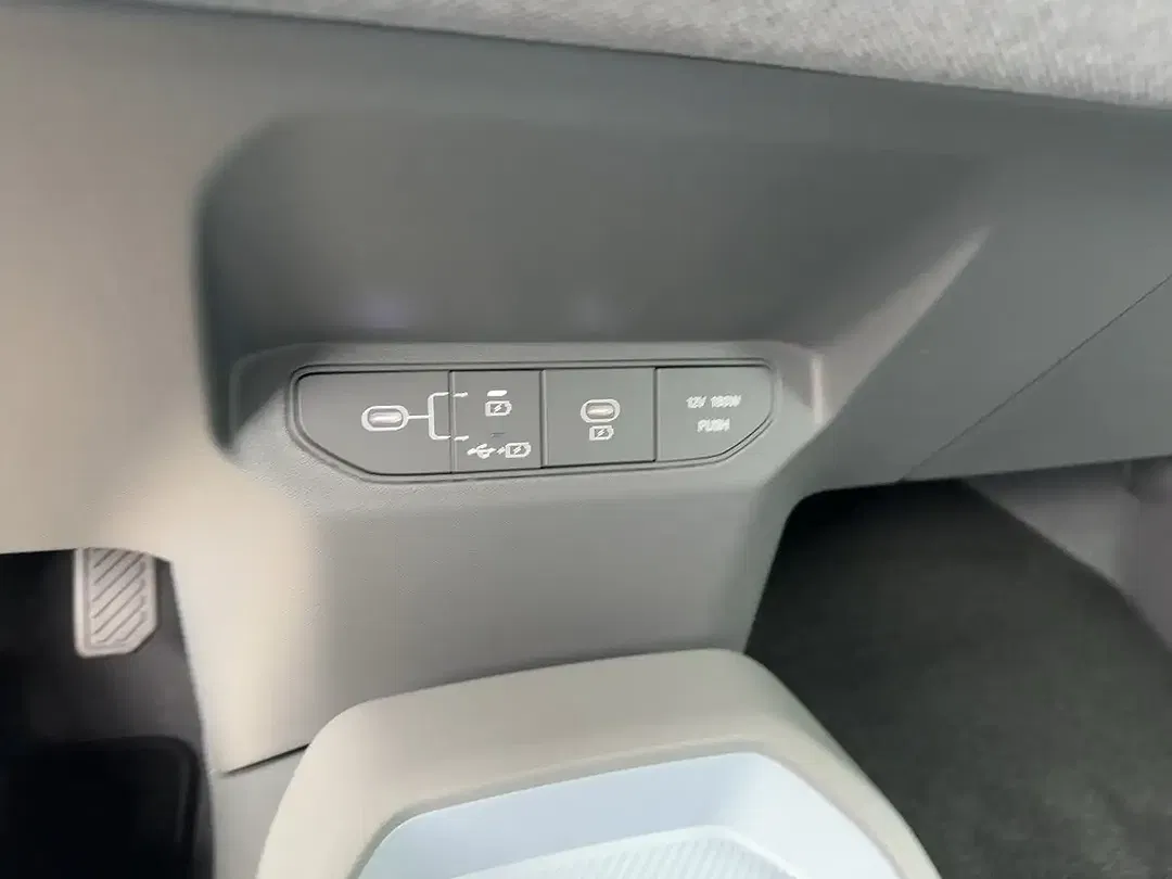 Kia EV3 - Thumbnail 14