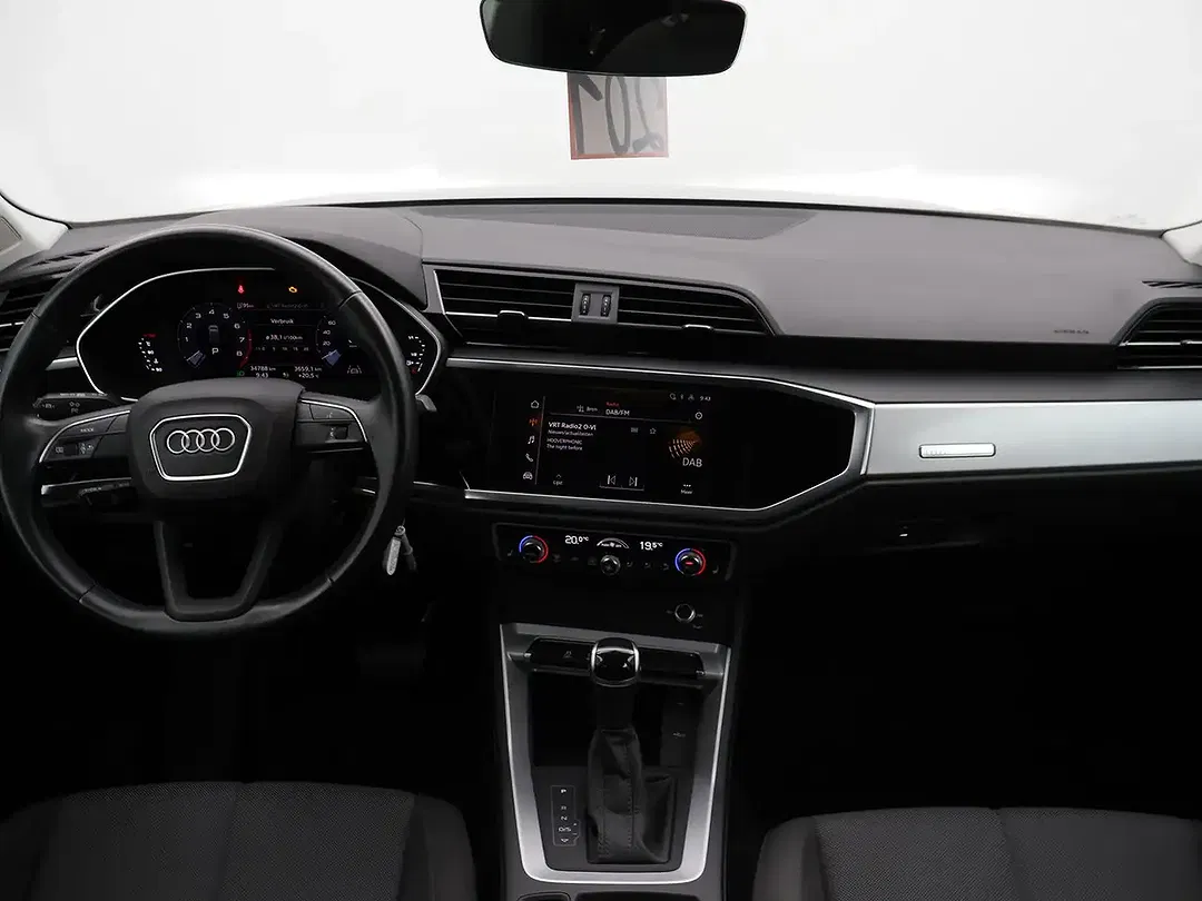 Audi Q3 - Thumbnail 8
