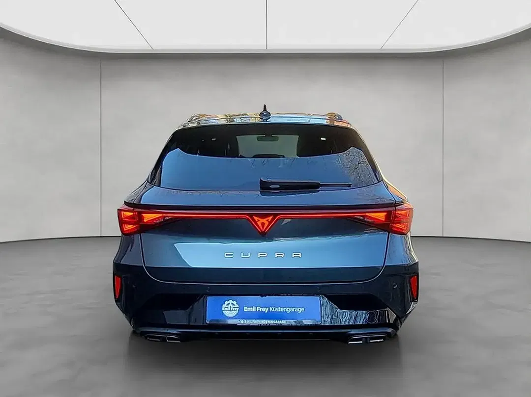 CUPRA Leon - Thumbnail 4