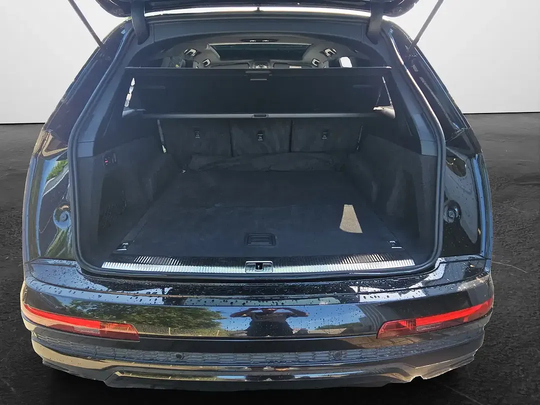 Audi SQ7 - Thumbnail 11