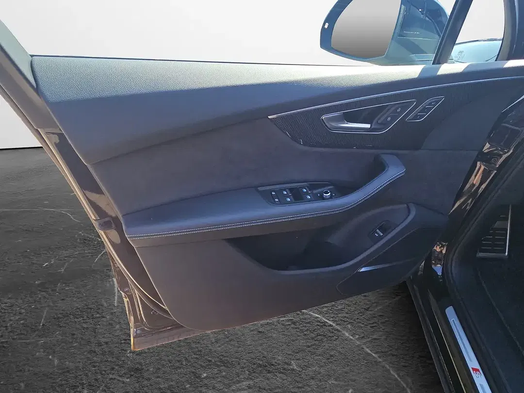 Audi SQ7 - Thumbnail 5