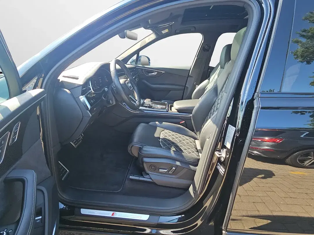 Audi SQ7 - Thumbnail 6