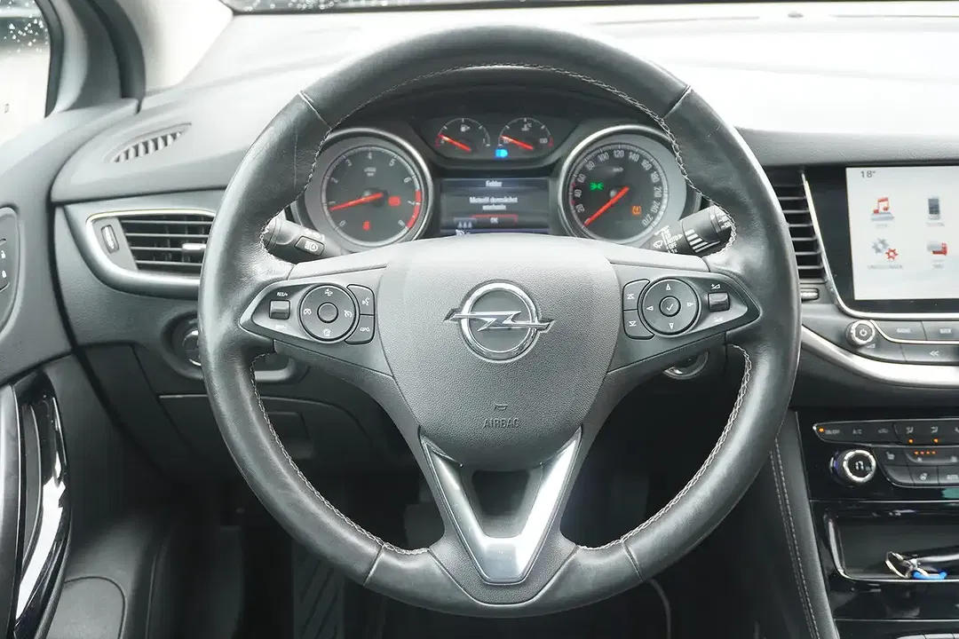 Opel Astra - Thumbnail 9