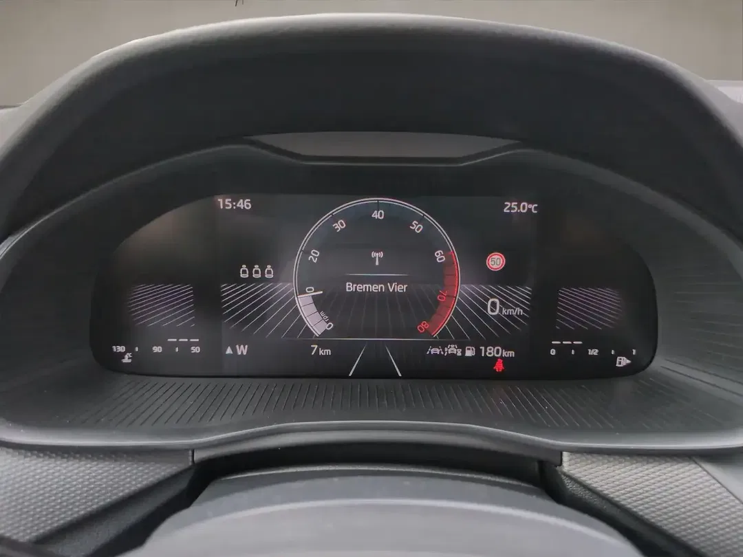 Skoda Scala - Thumbnail 10