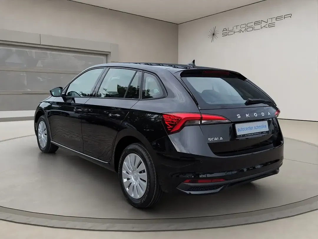 Skoda Scala - Thumbnail 3