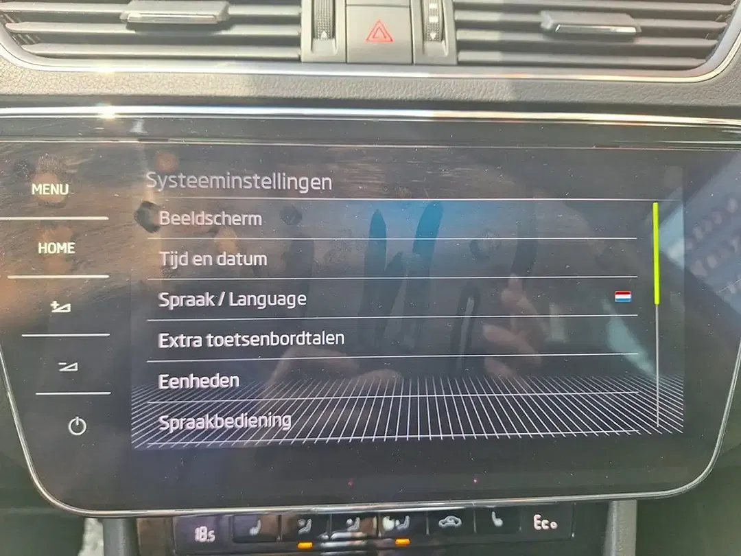 Skoda Superb - Thumbnail 16