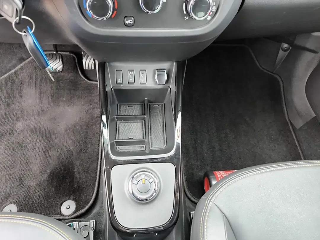 Dacia Spring - Thumbnail 14
