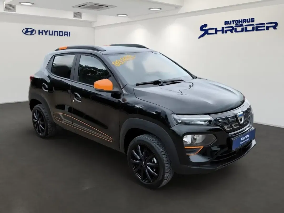 Dacia Spring - Thumbnail 2