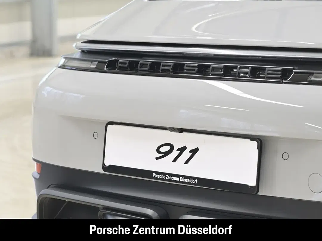 Porsche 992 - Thumbnail 10